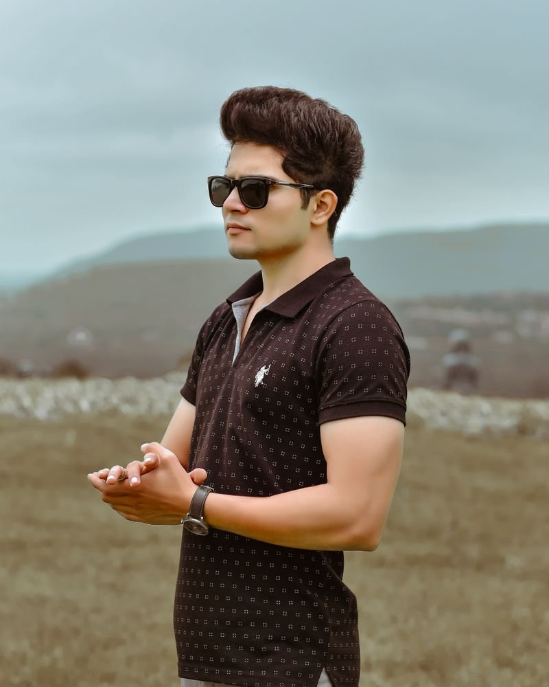 Pique Polo Yaka Tişört